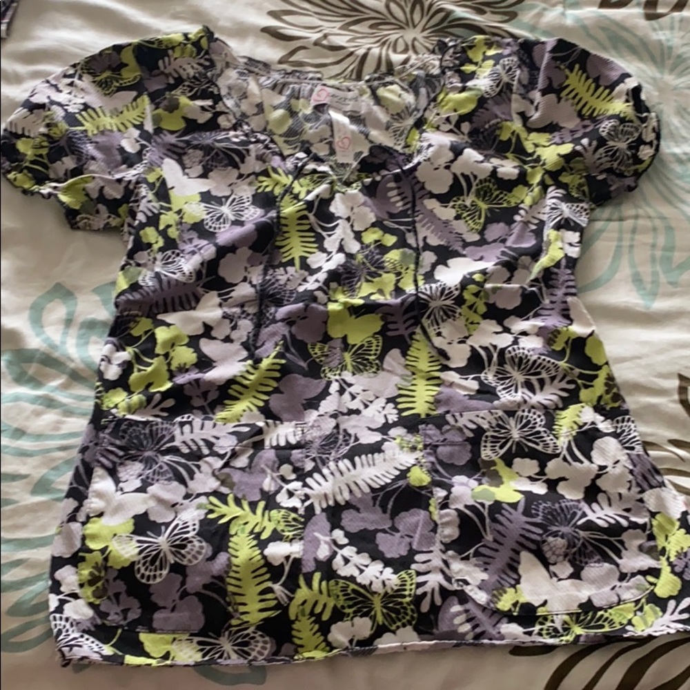 Peaches Scrub Top